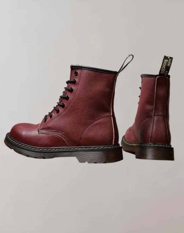 Bequeme Schlittschuhstiefel mit hohem Schaft Echoarchiv