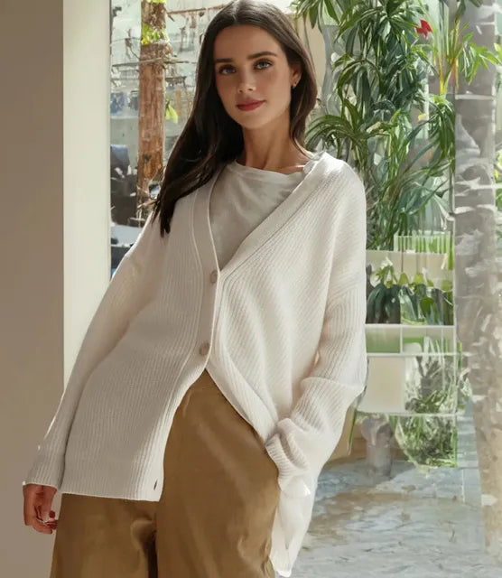 Echoarchiv | Strickjacke aus Kaschmir mit V-Ausschnitt