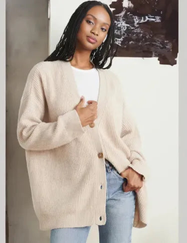 Echoarchiv | Stilvolle Eleganter Strickjacke