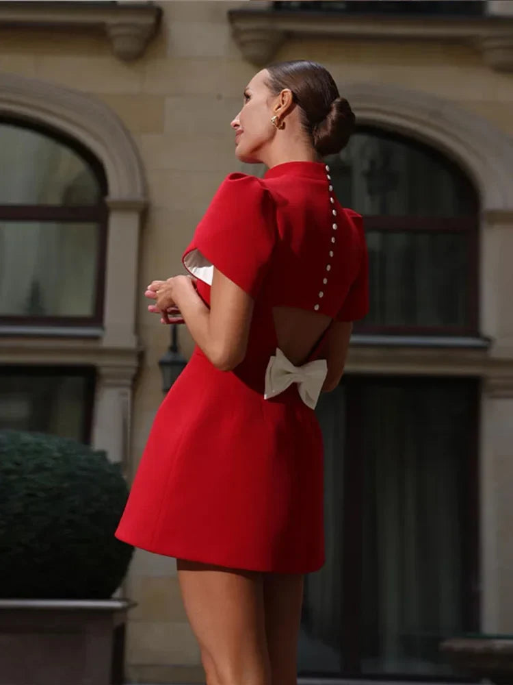 Charmantes Minikleid – Umarmen Sie Zeitlose Eleganz! – Élara