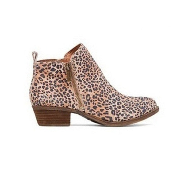 Stiefeletten | Blockabsatz | Flacher Absatz | Lederstiefel | Damenstiefel Echoarchiv
