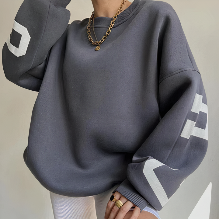 Echoarchiv | Pullover mit Buchstabenaufdruck