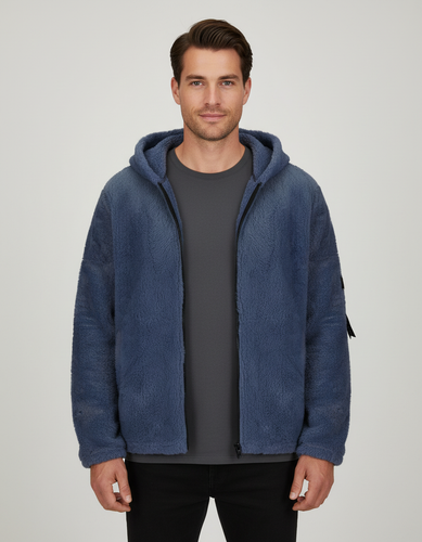 Schwere Fleece Winterjacke | Echoarchiv