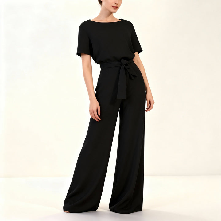 Schlichter und Schicker Jumpsuit – Eleganz & Komfort für Damen – Solévia