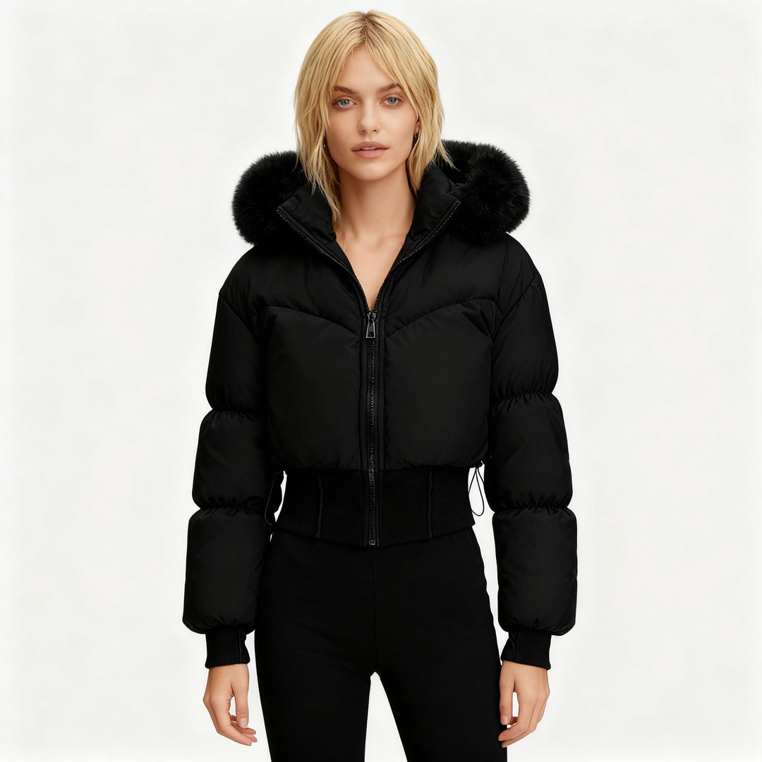 Damen cropped Daunenjacke mit abnehmbarer Kapuze und Kunstfellbesatz – Célinea