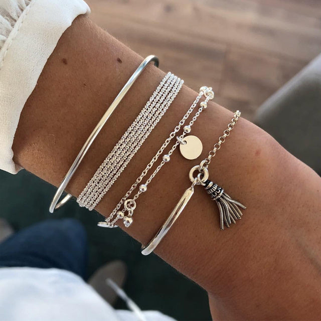 Echoarchiv | Elegantes Geschichtetes Silberarmband-Set für Damen