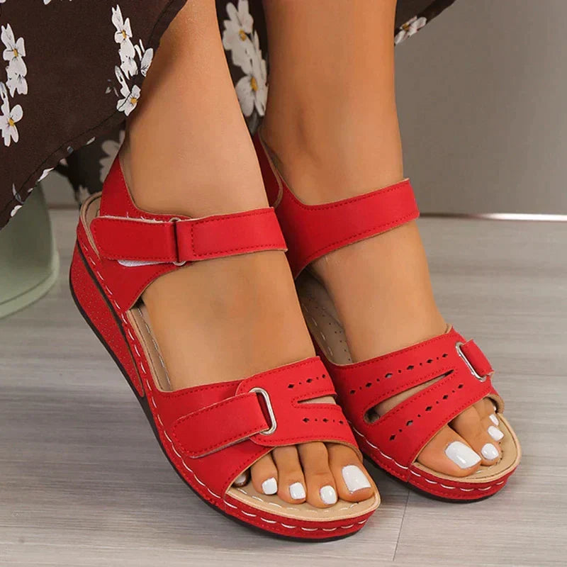 Echoarchiv - Orthopädische elegante Sandalen