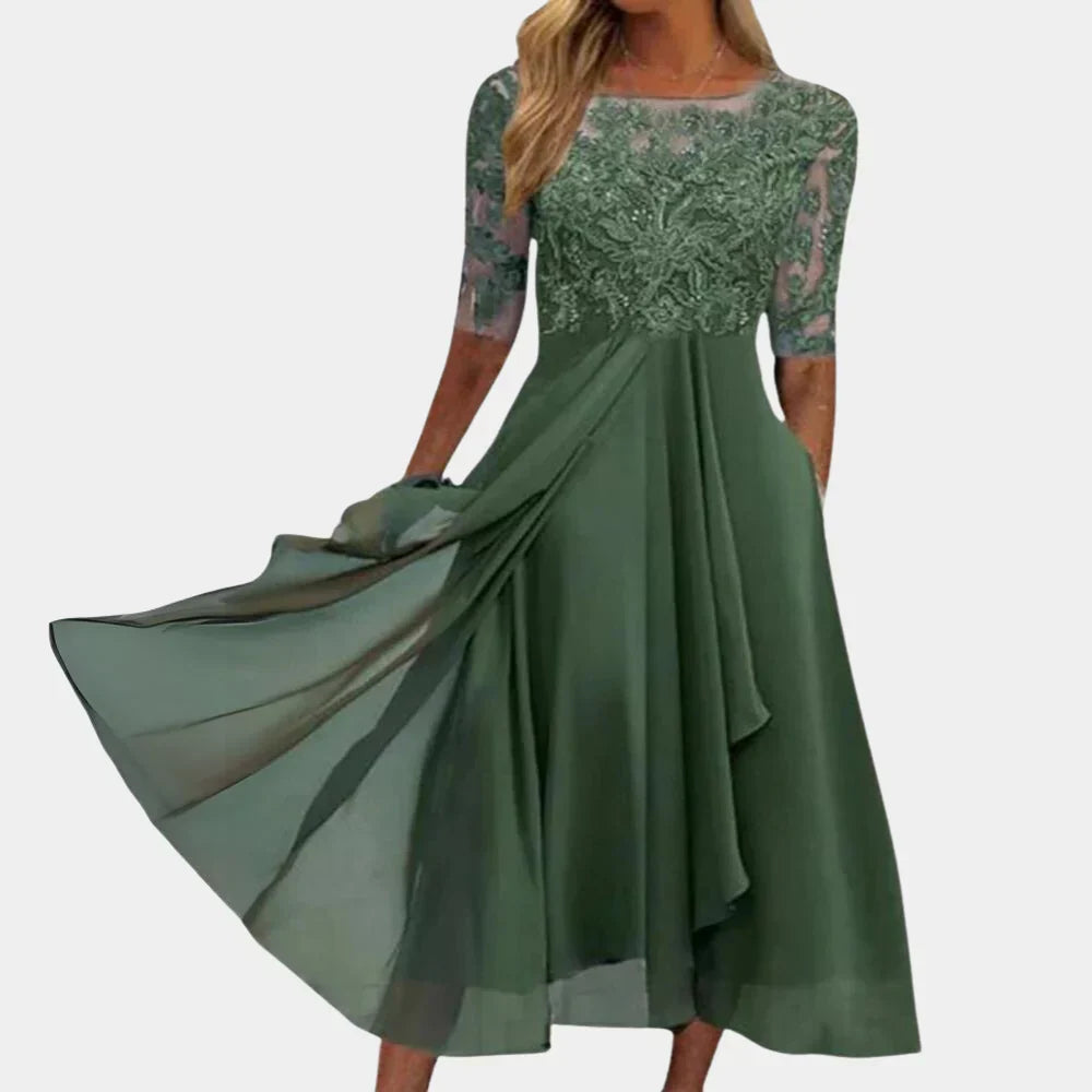 Echoarchiv | Glamouröses Abendkleid
