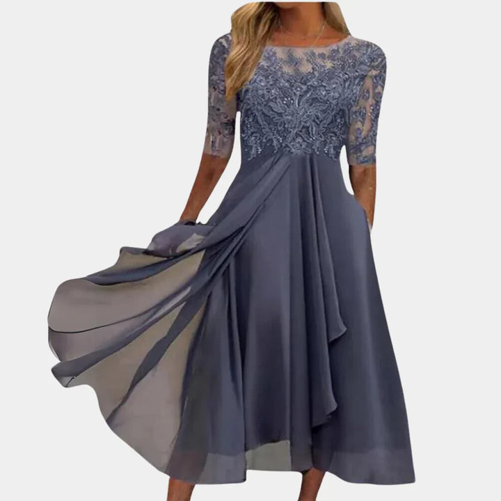 Echoarchiv | Glamouröses Abendkleid