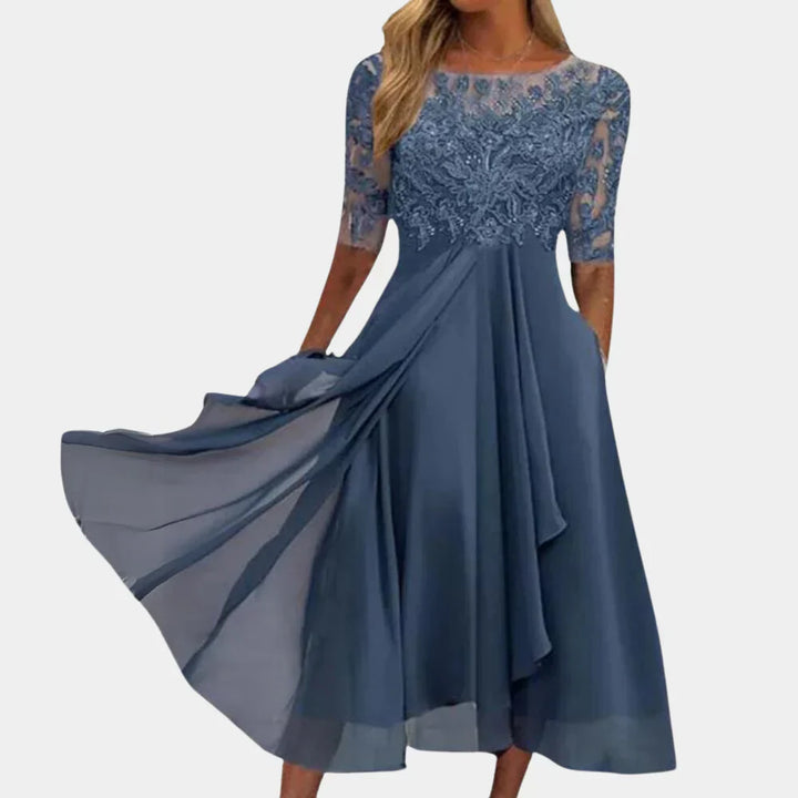 Echoarchiv | Glamouröses Abendkleid