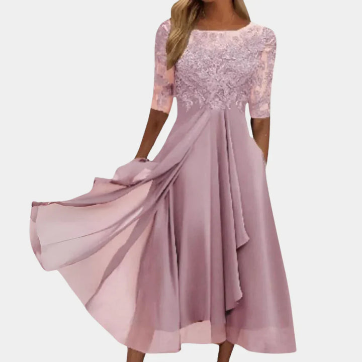 Echoarchiv | Glamouröses Abendkleid
