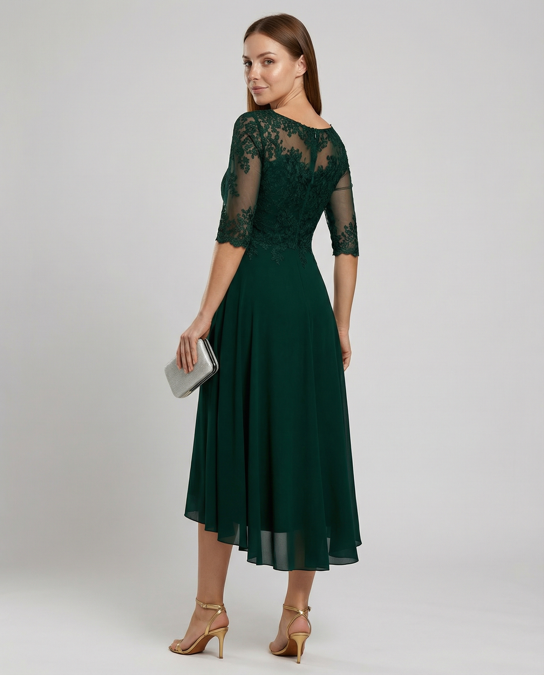 Festliches Maxikleid mit Spitzenbesatz für Damen | Echoarchiv