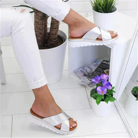 Echoarchiv | Ortho-Sandalen für Ultimativen Komfort & Stil