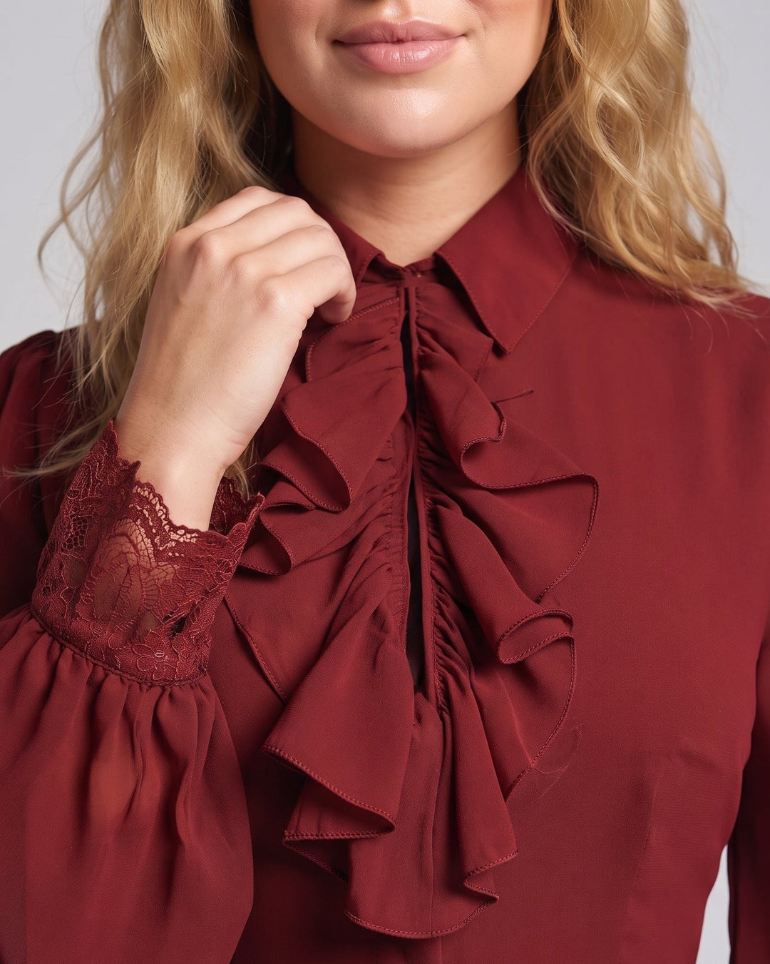 Damen Rüschbluse mit elegantem Kragenbereich Echo Archiv
