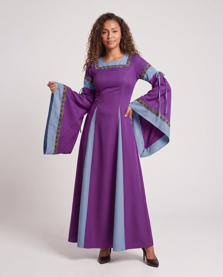 Damen Historisches Kleid mit langen, fließenden Ärmeln und dekorativem Schnürdetail Echo Archiv