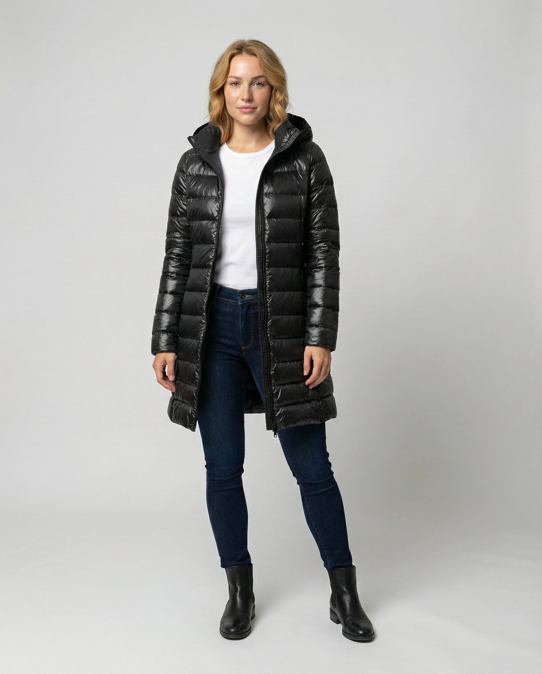 Damen Ultraleichte Daunenjacke mit Kapuze – Avérine