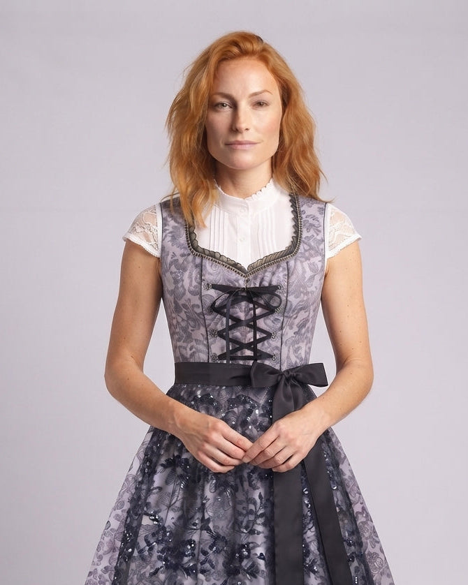 Damen Traditionelles Kleid Echo Archiv