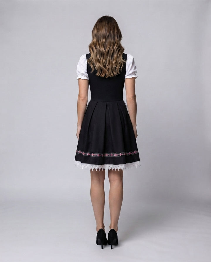 Damen Dirndl mit kunstvoller Spitzenverzierung und Taillengürtel – Élara
