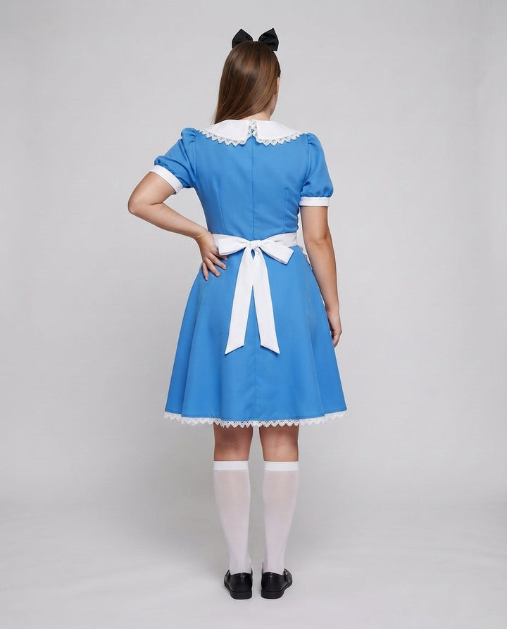 Damen Kostümkleid im Alice im Wunderland Stil mit Schürze Echo Archiv