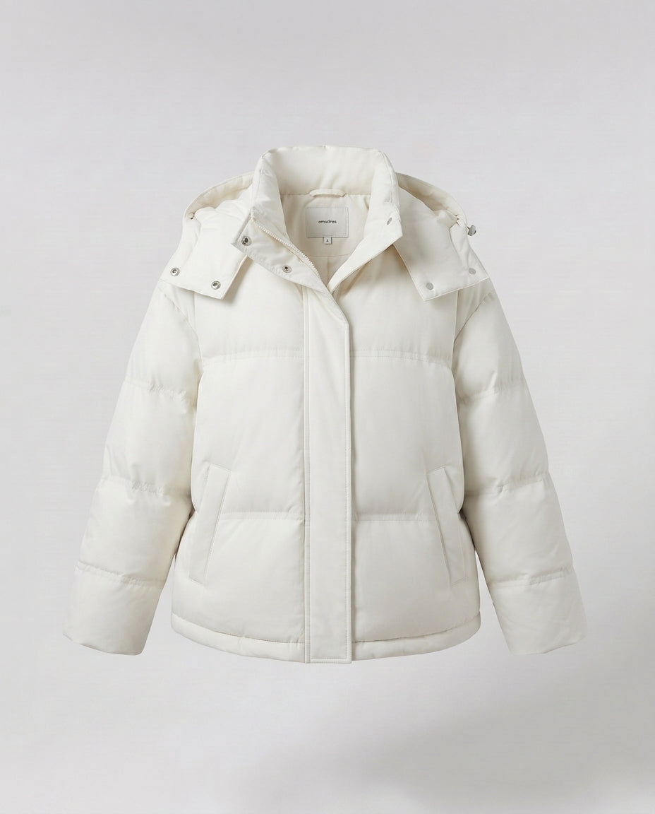 Damen Nan Boxy gepolsterte kurze gesteppte Anorak mit ergonomischer Kapuzenverzierung und extragroßen Klapptaschen