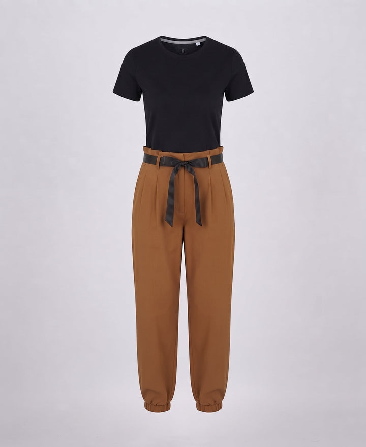 Frauenmode Statement Jumpsuit mit weitem Bein und Kordelzug