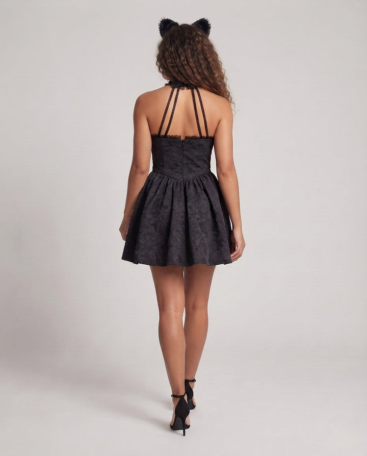 Damen Verspieltes Kleid mit verführerischen Rüschendetails Echo Archiv