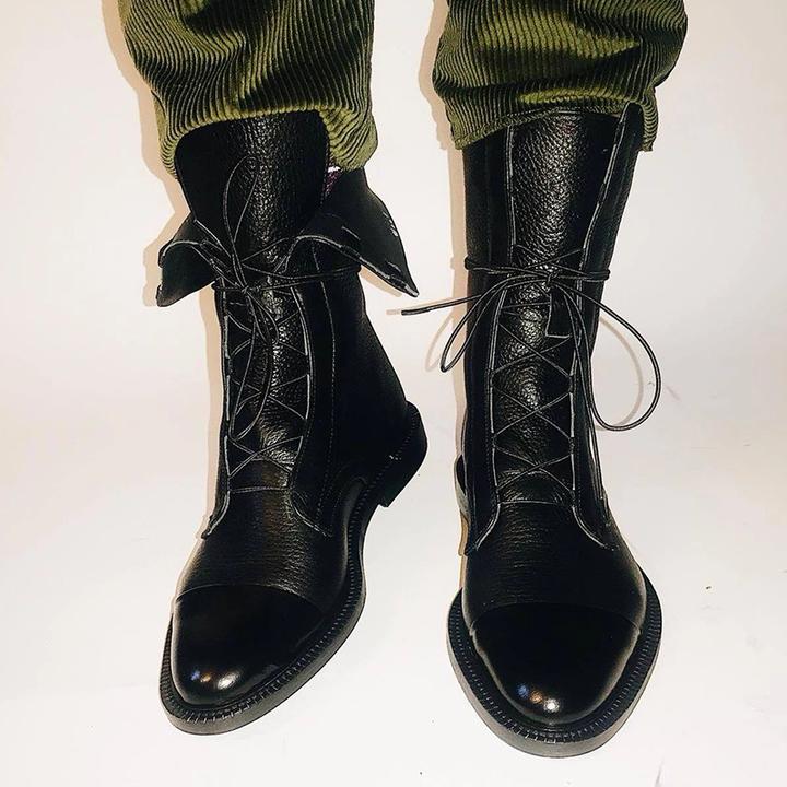 Echoarchiv | Orthopädische Damenstiefel