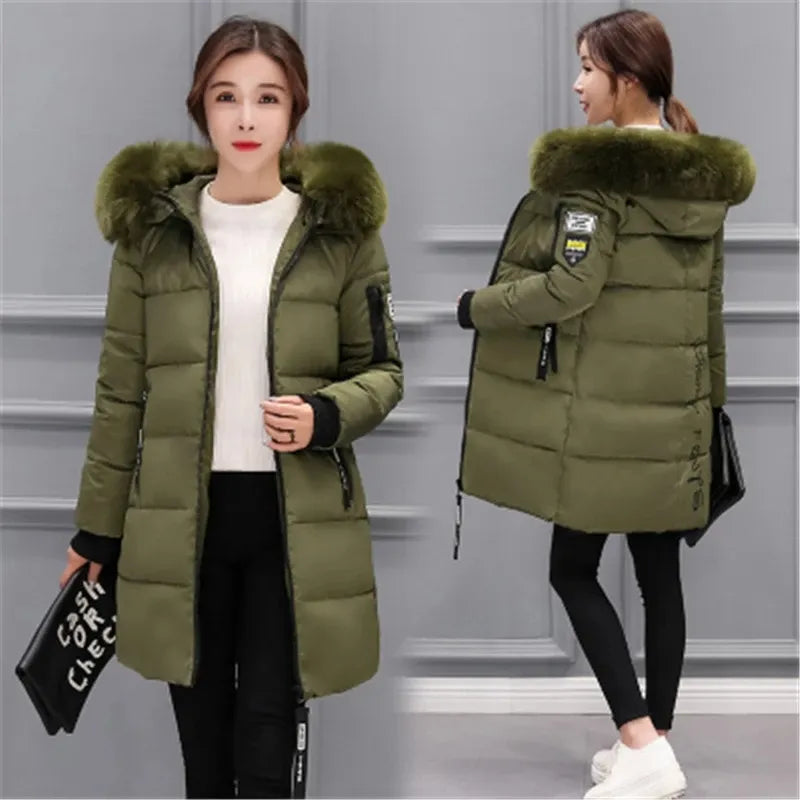 Echoarchiv | Damen Steppjacke mit Großem Pelzkragen und Kapuze