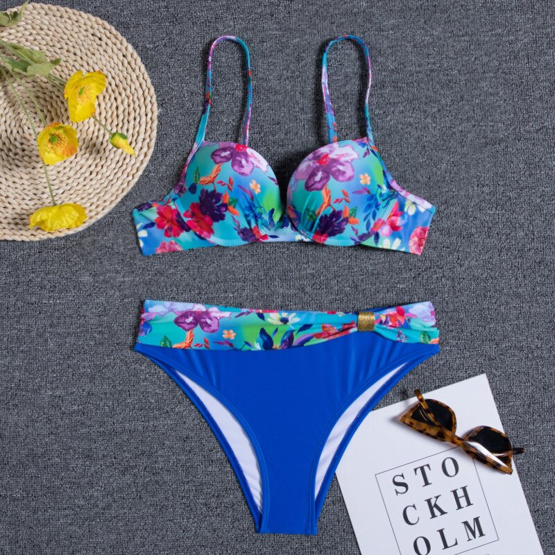 Echoarchiv | Florales Blaues Bikini-Set