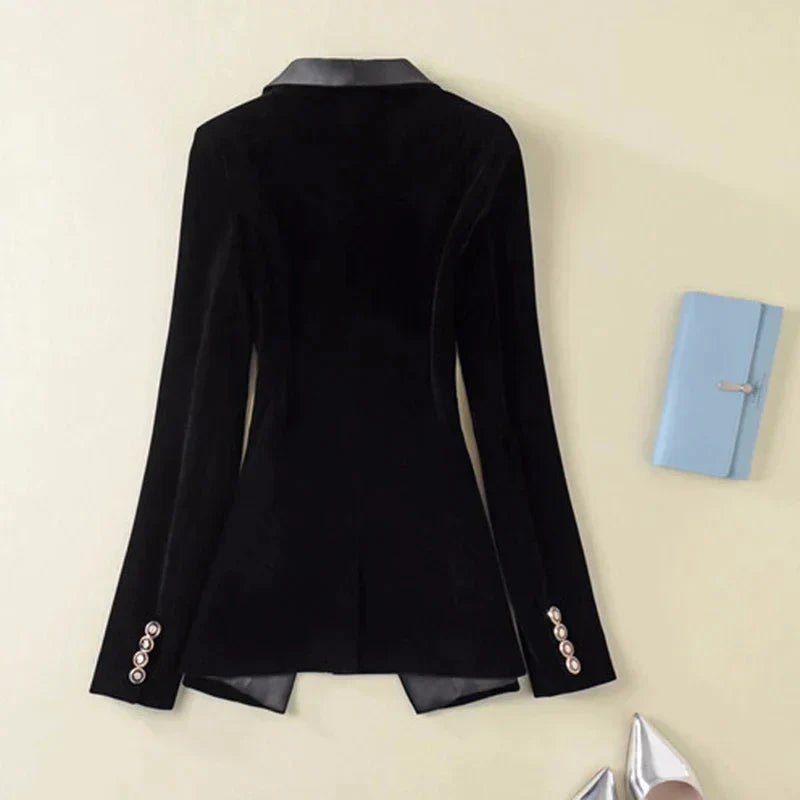Echoarchiv | Blazer Aus Samt mit Satinaufschlägen