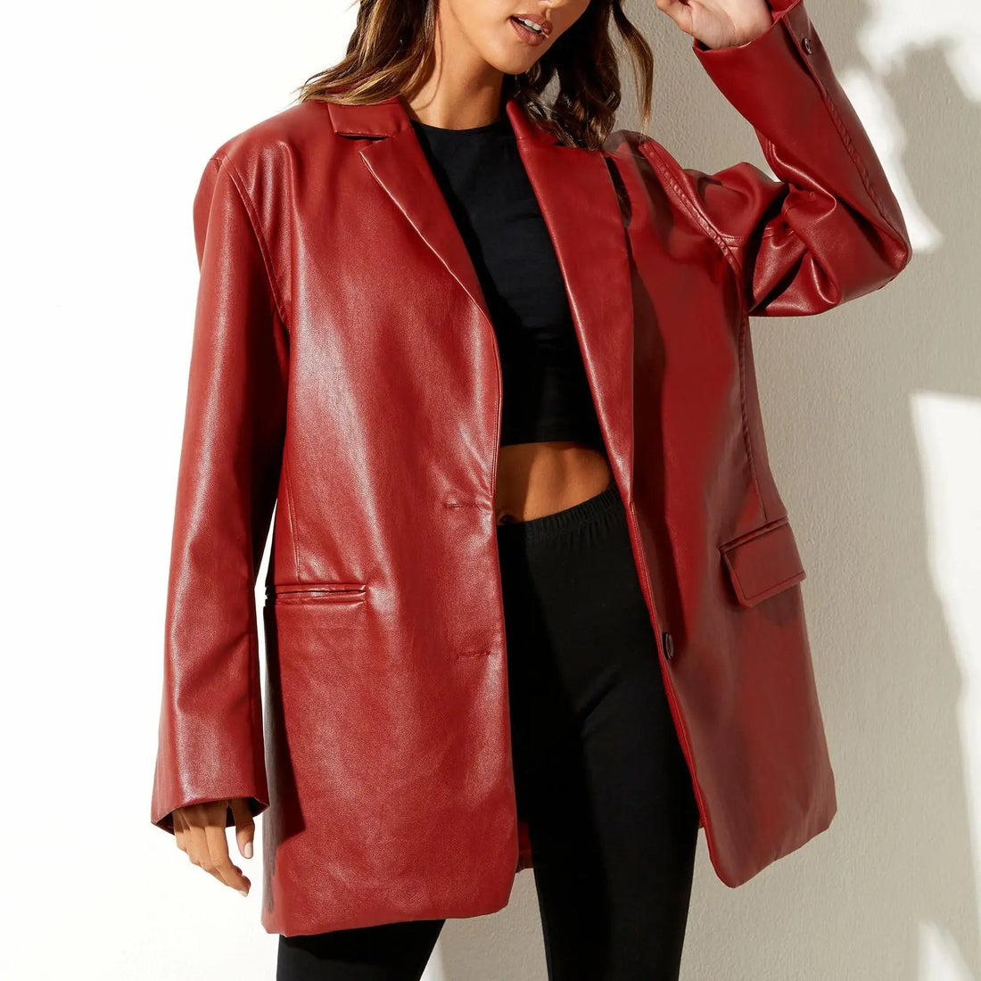 Eleganter Blazer aus Kunstleder – Célinea