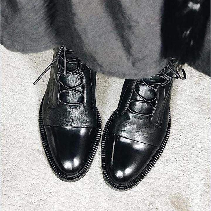 Echoarchiv | Orthopädische Damenstiefel