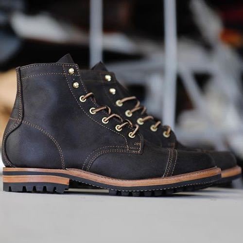 Echoarchiv | Stiefeletten - Lederlook mit Schnürung und Metallkappe