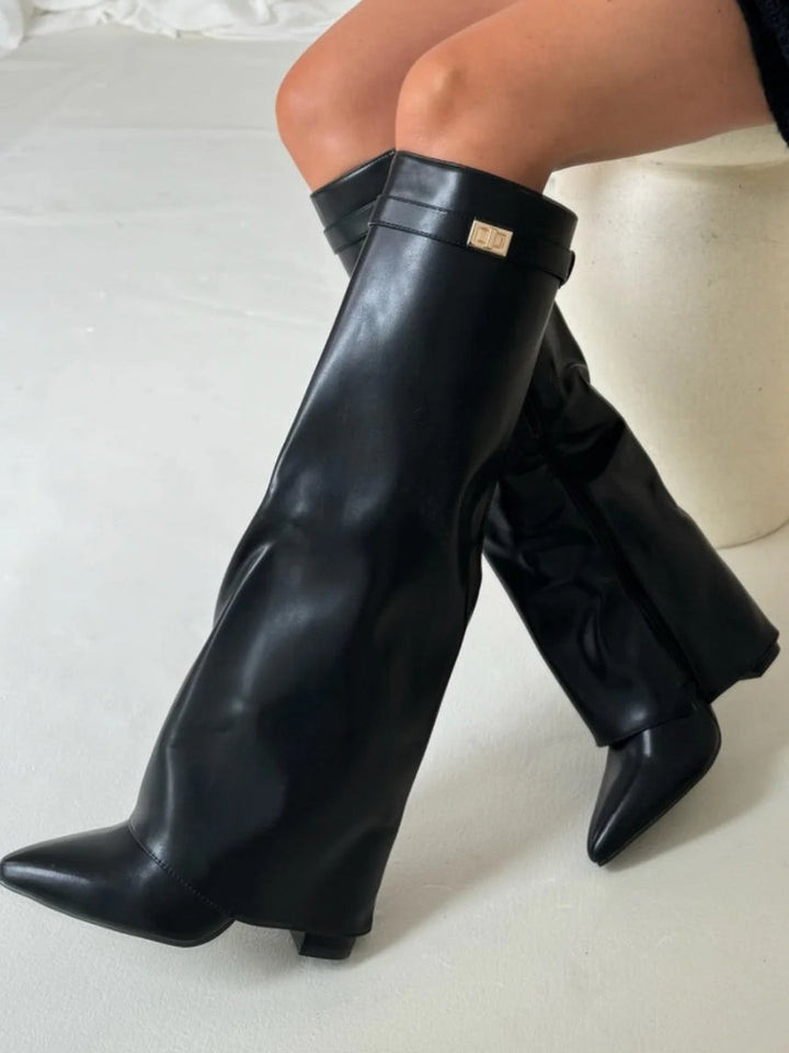 Hohe Stiefel aus PU-Leder - Spitzes Ende - Stiefel mit Absatz - Stiefel mit weitem Schaft Echoarchiv