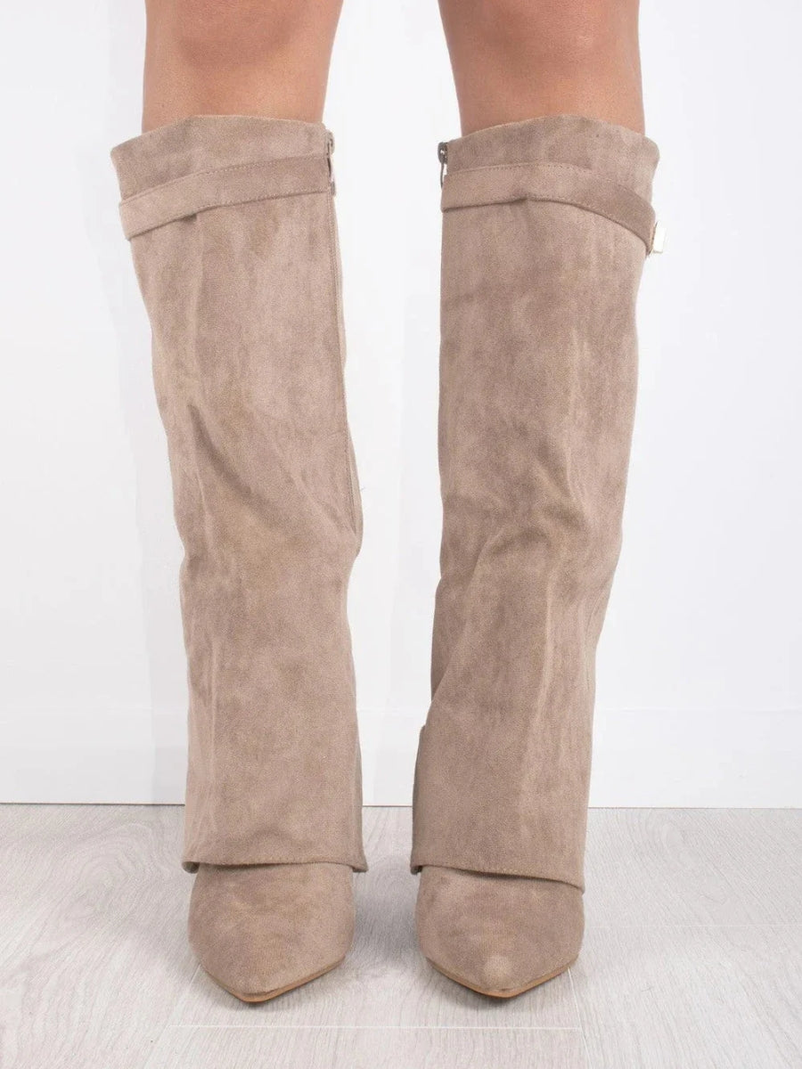 Hohe Stiefel aus PU-Leder - Spitzes Ende - Stiefel mit Absatz - Stiefel mit weitem Schaft Echoarchiv