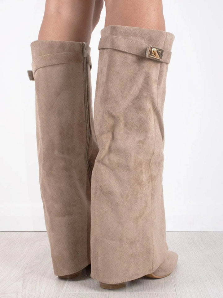 Hohe Stiefel aus PU-Leder - Spitzes Ende - Stiefel mit Absatz - Stiefel mit weitem Schaft Echoarchiv