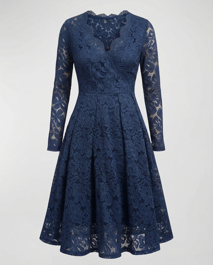 Elegantes Spitzenkleid Damen | Echoarchiv
