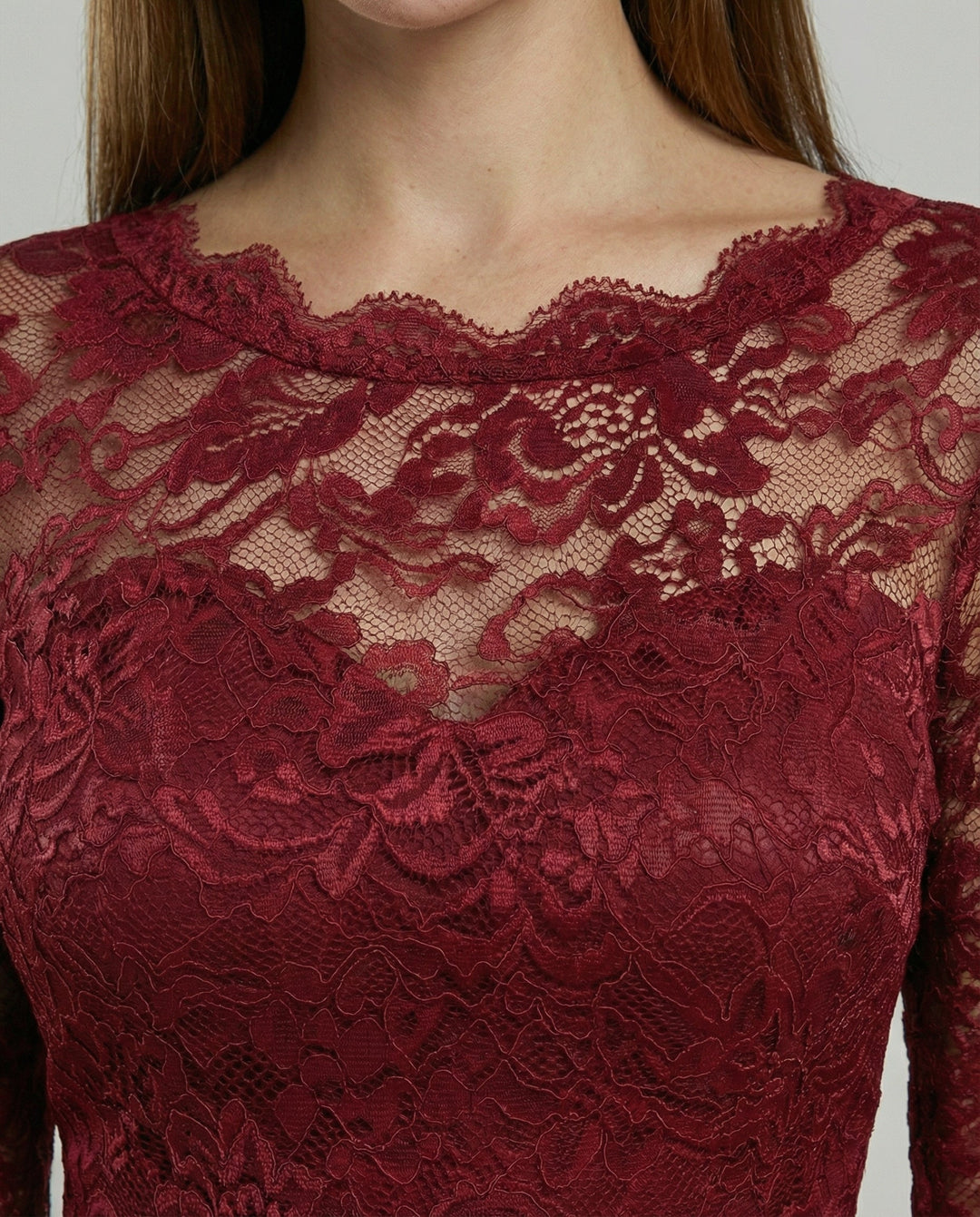 Elegantes Spitzen Brautjungfernkleid | Echoarchiv