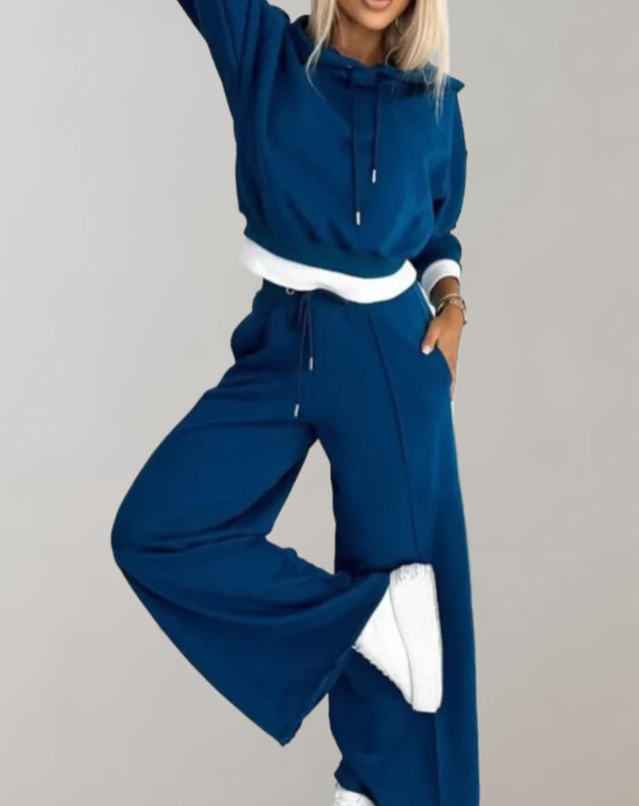 Echoarchiv | Delige Set von Einem Zweifarbigen Hoodie und Einer Hose mit Weitem Bein