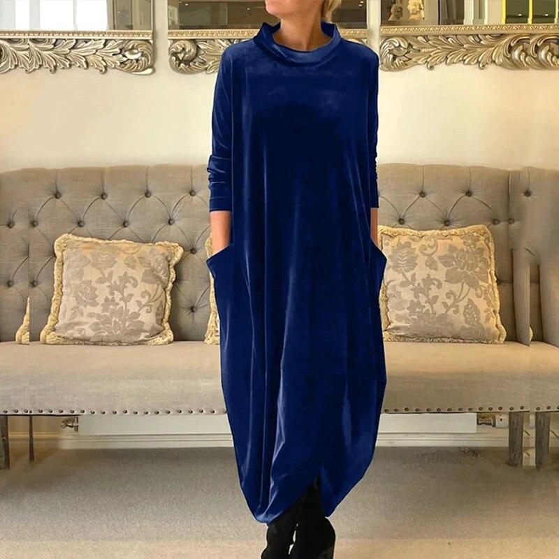 Bequemes Samtkleid mit Taschen