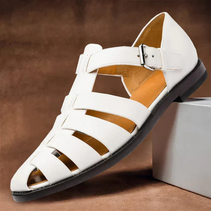 Echoarchiv – Klassische Herrensandalen für Stil und Komfort