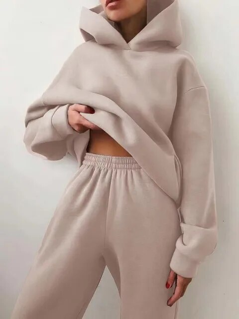 Echoarchiv | Bequemer Hoodie & Jogginghose