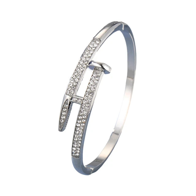 Modernes Armband mit Kristallverzierungen – Avelisse