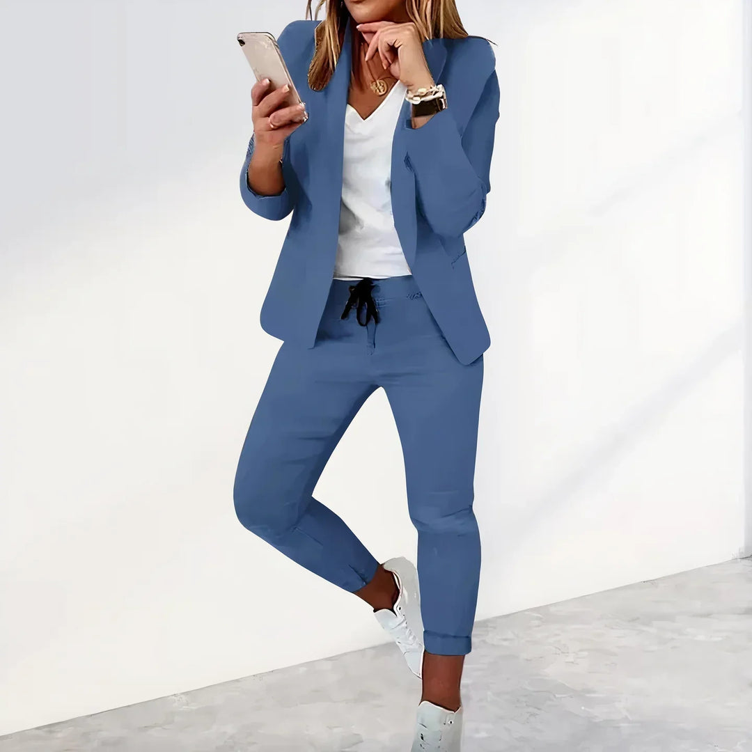Echoarchiv | Lässiges Blazer und Jogginghosen-Set
