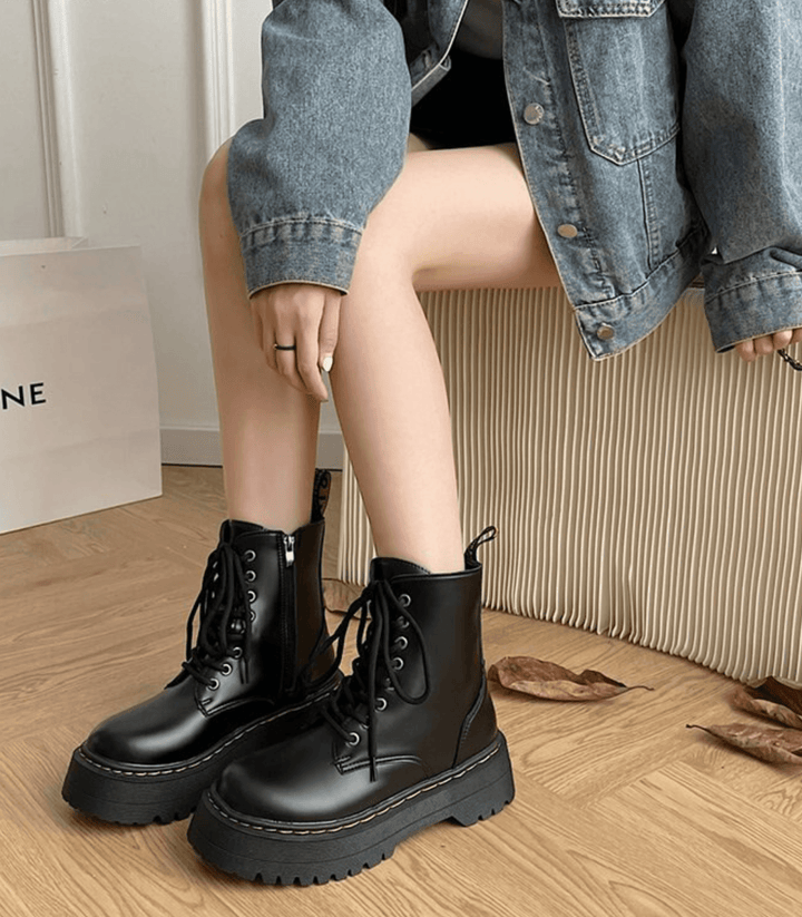 Lederstiefel - Schnürschuhe - Schwarz - Chunky Stiefel - Damenstiefel Echoarchiv