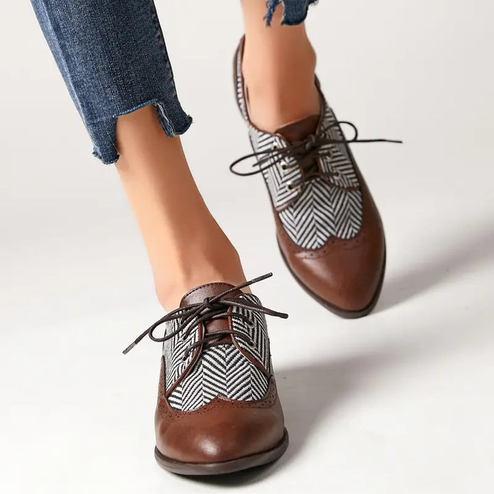 Echoarchiv | Gestreifte Schnürschuhe Aus für Damen