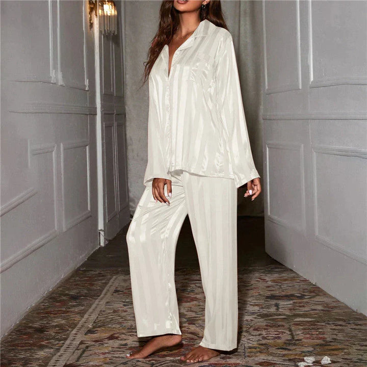 Echoarchiv | Satin Pyjamas