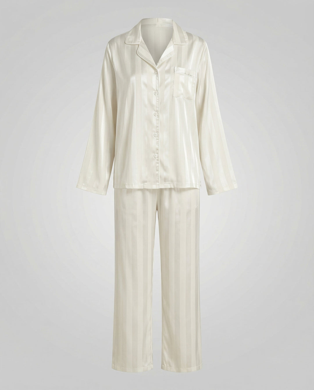 Stilvoller Seidenpyjama Damen | Echoarchiv
