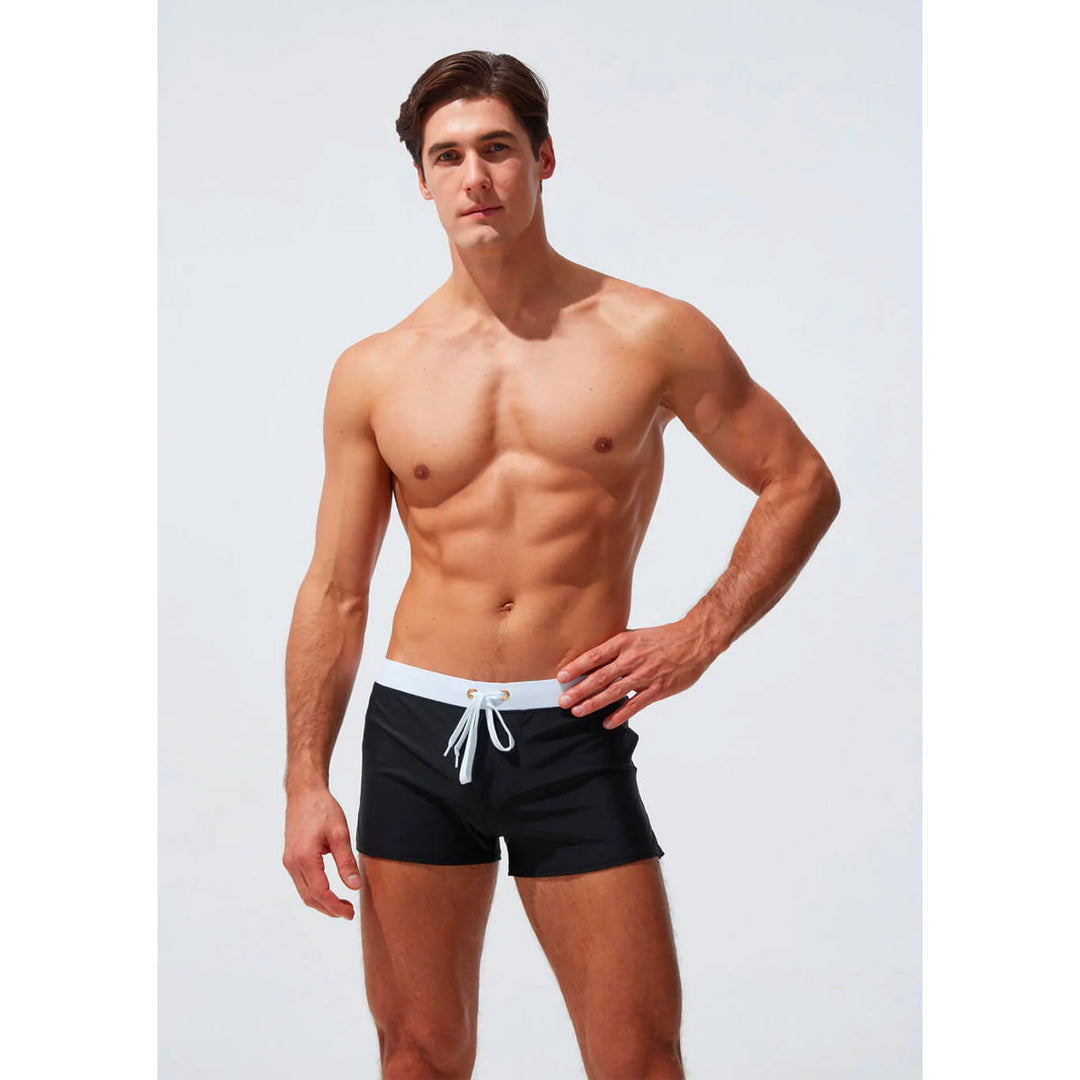 Echoarchiv | Moderne Badehose Modell mit Komfortbund