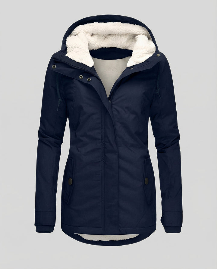 Warme Winterjacke mit Kapuze für Damen | Echoarchiv